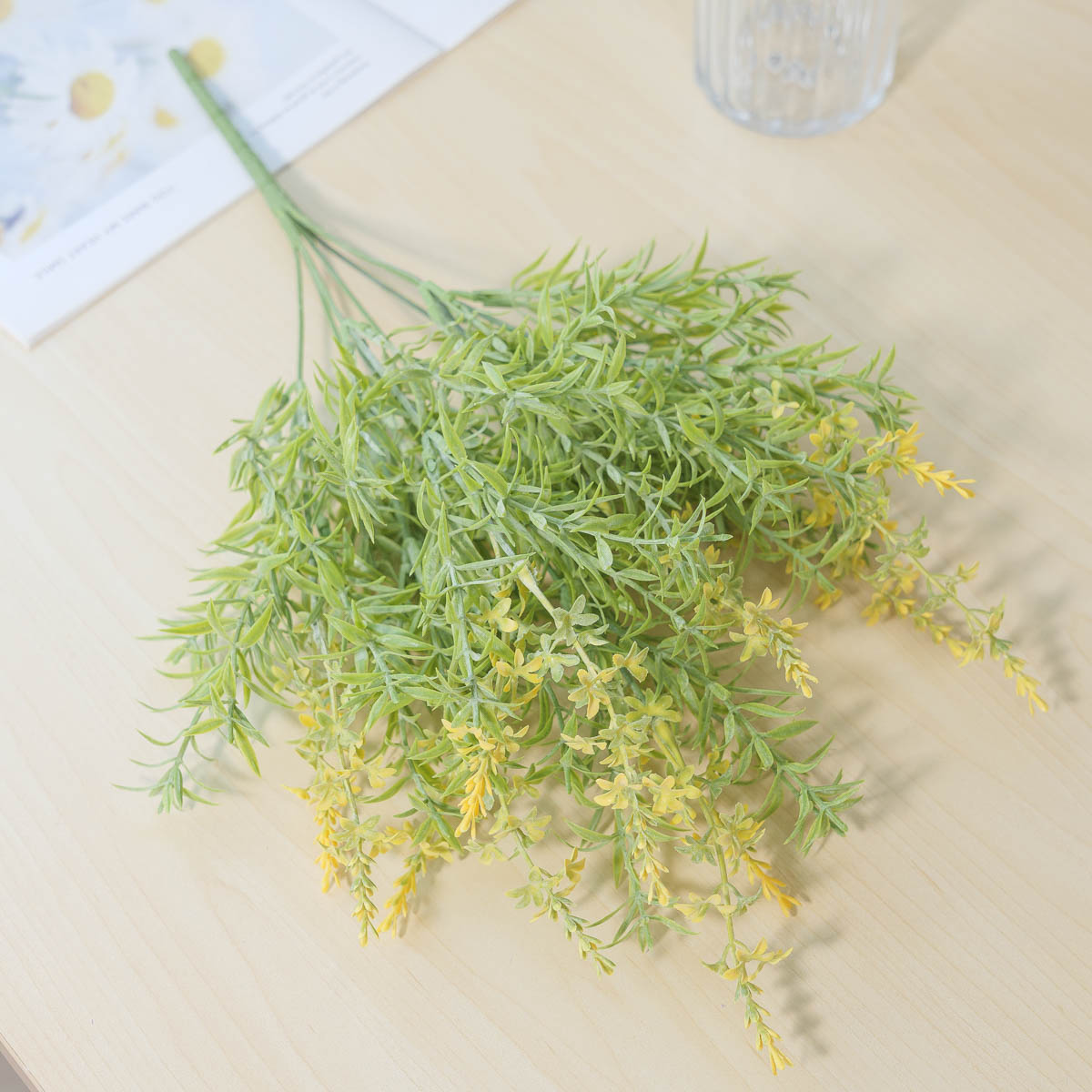 실크플라워 파스텔 라벤더 조화꽃 부쉬 옐로우 놓아 보기