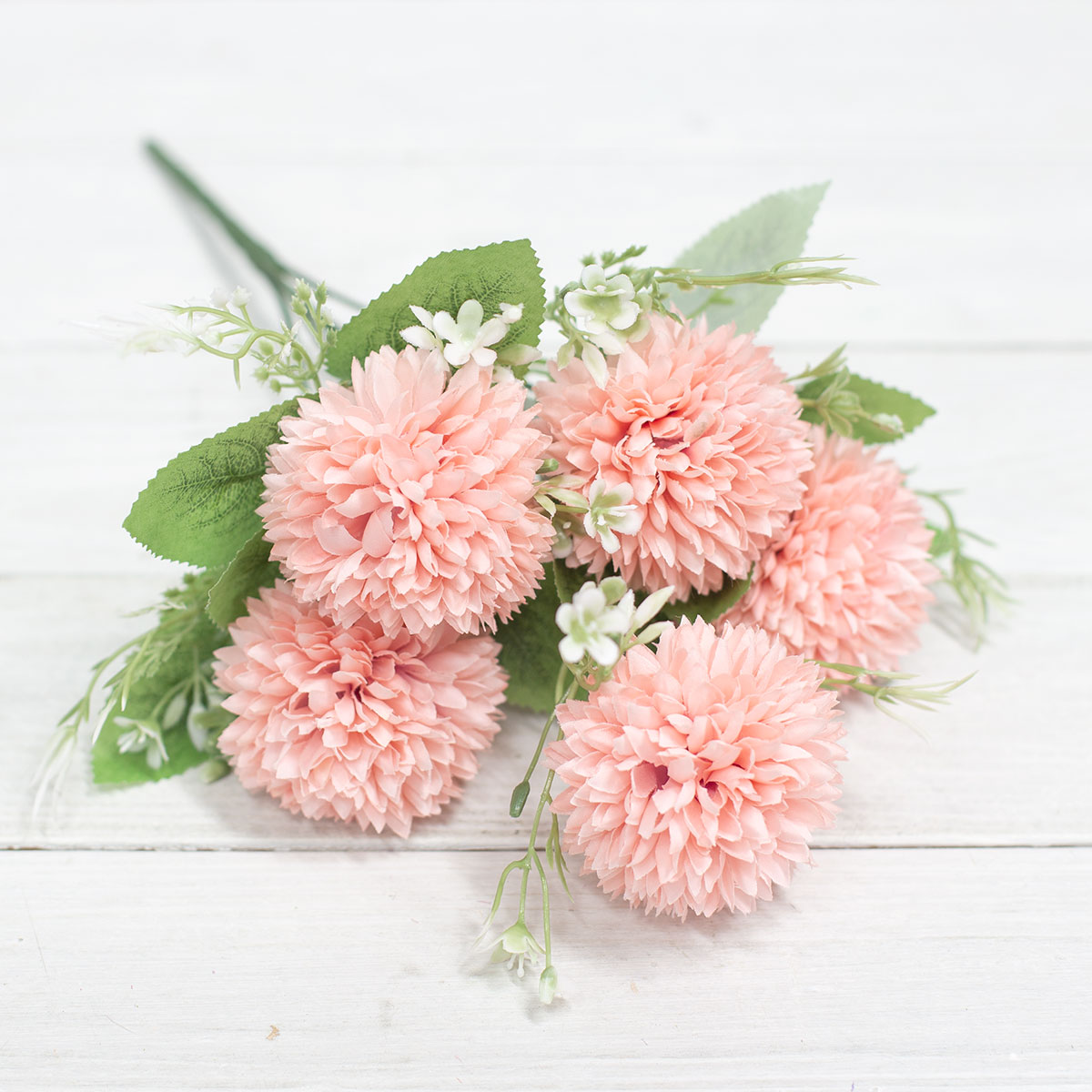 실크플라워 폼폼 소국 꽃 다섯송이 부쉬 핑크 테이블에놓은사진