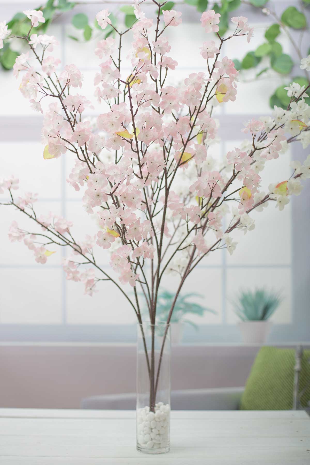 봄 벚꽃 가지 105cm 화병에 담은 세로 기본사진