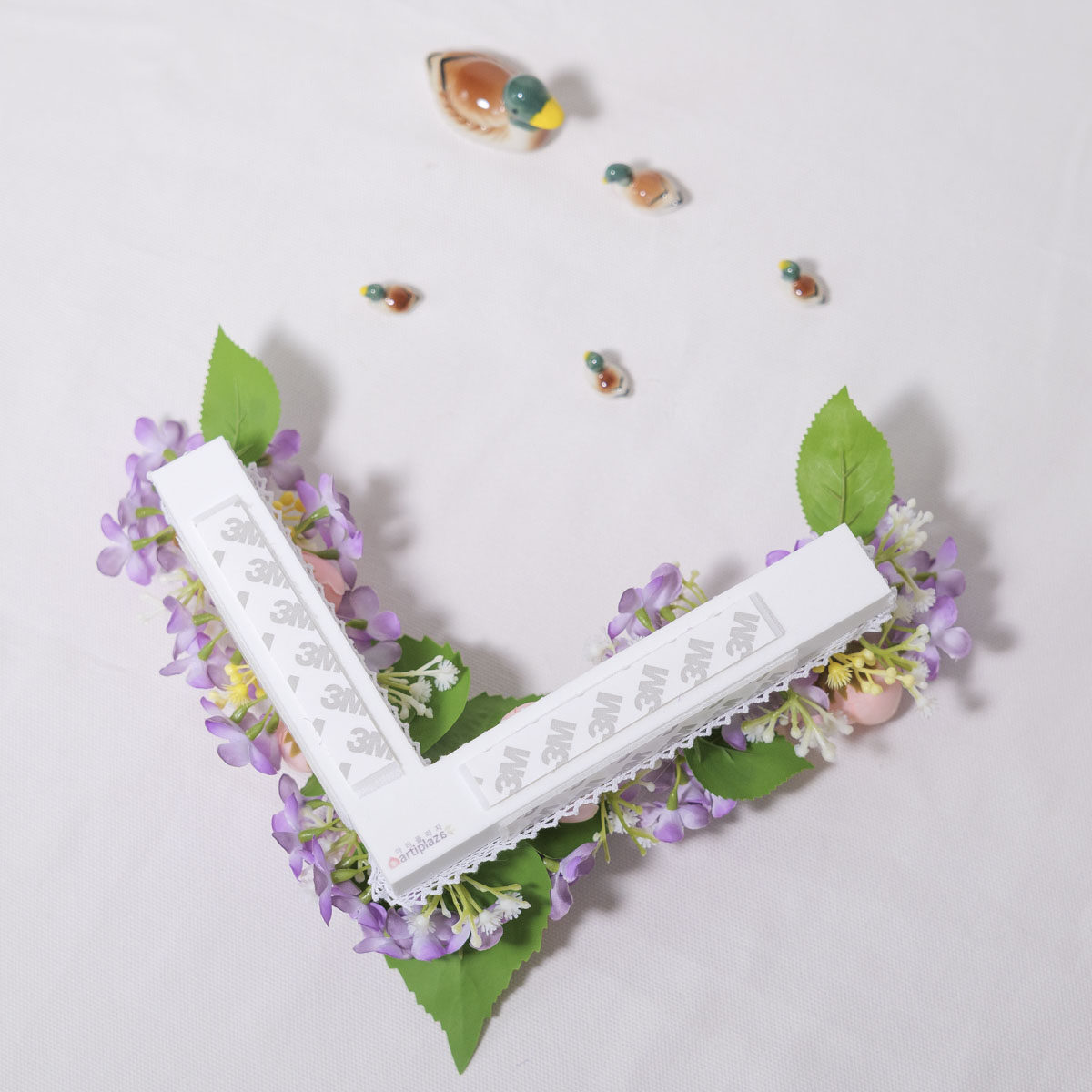 ���ȴ縮�� �ڳ��� ���϶� ���� ���� ����縮�� ��ȭ �� ��� ��ǰ �����̹��� �����